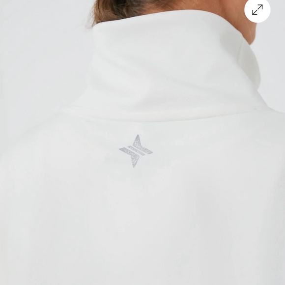 TNUCK SPORT White Cinched Natalie Quarter Zip - Picture 5 of 11